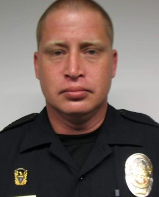 Marti Winlker - beaten up by the Phoenix Police Officer Jason Gillespie /  Jason Gillispie at Circle K on 7th Avenue and Missouri 